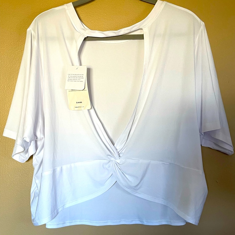 BNWT 2X white open back fabletics top